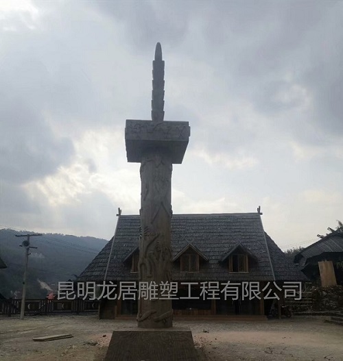 水泥雕塑-佤族村寨